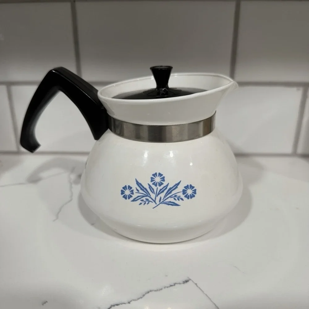 1960s Vintage Corningware Back stamp Blue Cornflower 3 Cup Teapot w/ Lid.